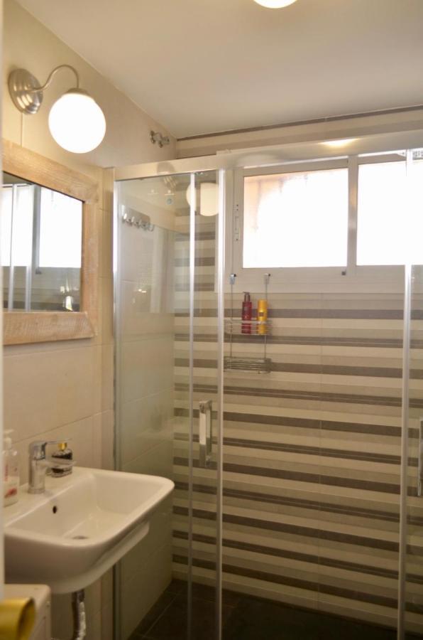 Carihuela Un Dormitorio Junto Al Mar Apartment Torremolinos Exterior foto