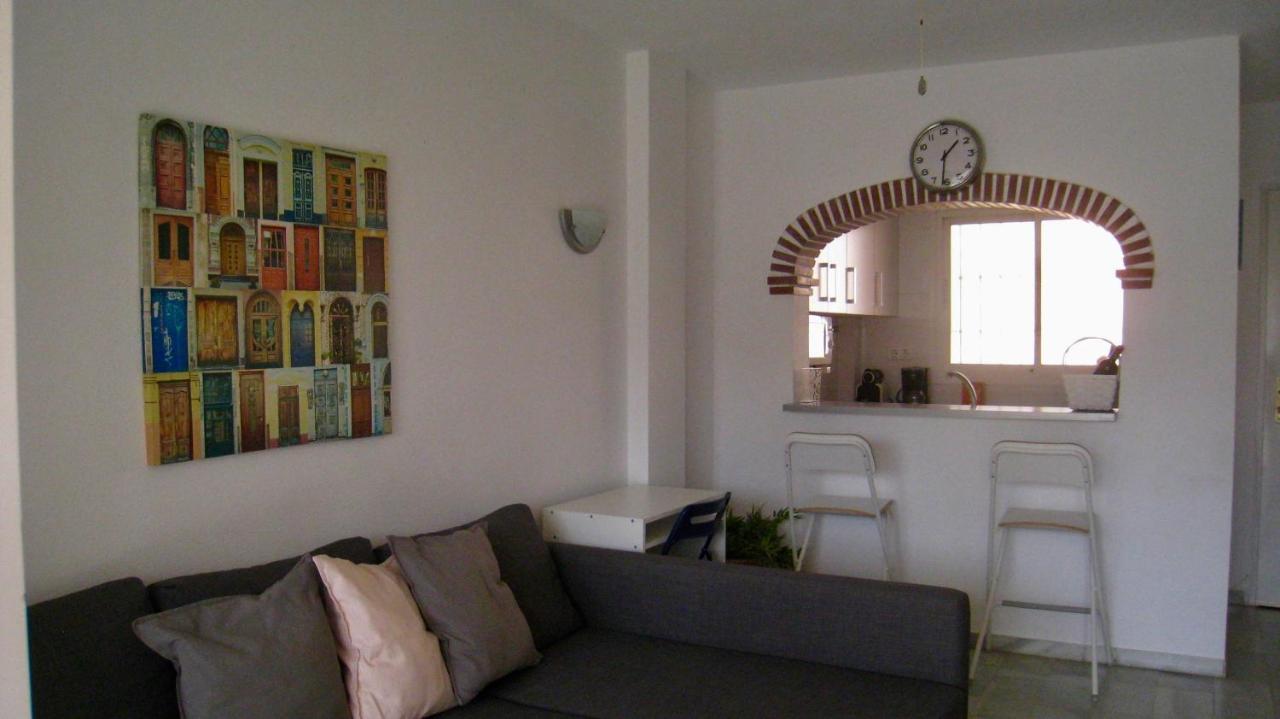 Carihuela Un Dormitorio Junto Al Mar Apartment Torremolinos Exterior foto
